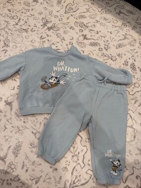 Light Blue Sweatshirt & Jogger Set - "Oh, What Fun!"